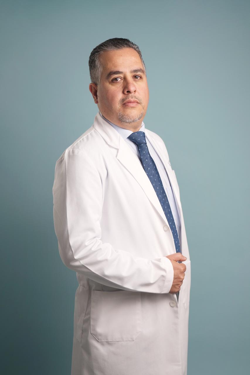 dr-lujano4